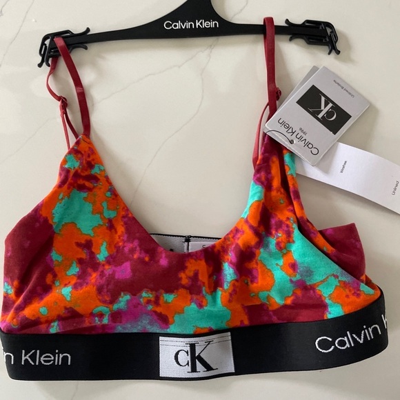 Calvin Klein Women's‎ 1996 Unlined Bralette Fresh Peppermint QF7216 - 322 NWT - Picture 1 of 11